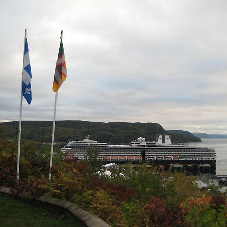 Gite Au Fil Des Saisons Chicoutimi Eksteriør billede